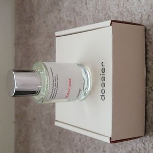 Dossier Musky Rose NIB